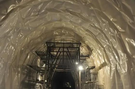 陆川隧道蒸汽增压增温设备 隧道蒸汽减压阀图片 隧道养护拱